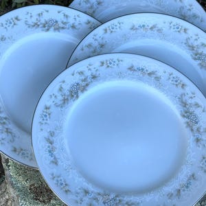 Set of 4 Noritake Ireland &quot;Patience&quot; #2964 6 1/4 in. Bread and Butter Dessert Plates Blue Floral Design | Replacement Noritake Patience