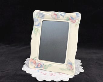 Vintage Porcelain Ceramic Floral Design Lenox Tabletop Picture Frame for 3 1/2 x 5 in. Picture