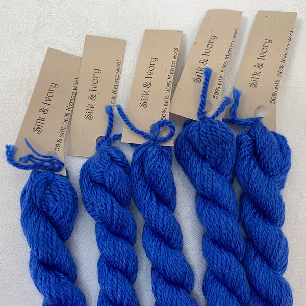 Silk and Ivory Needlepoint Yarn Thread Floss Lot of 5 Skeins Hanks Color 70 Delphinium Lot 966 | 50/50 Silk and Merino Wool | Pre-Owned NOS
