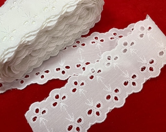 Vintage White Flat Double Edge Eyelet Lace | 2 1/2 in. W | 10 yards Total | Sewing, Crafts | Scalloped Edge Eyelet Lace