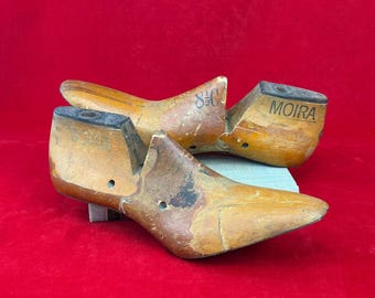 Lot of 2 Vintage Wooden Shoe Lasts Shoe Forms Ladies High Heels Size 8 1/2 B, C | Both Right Feet | Home Decor, Crafting, Repurposing