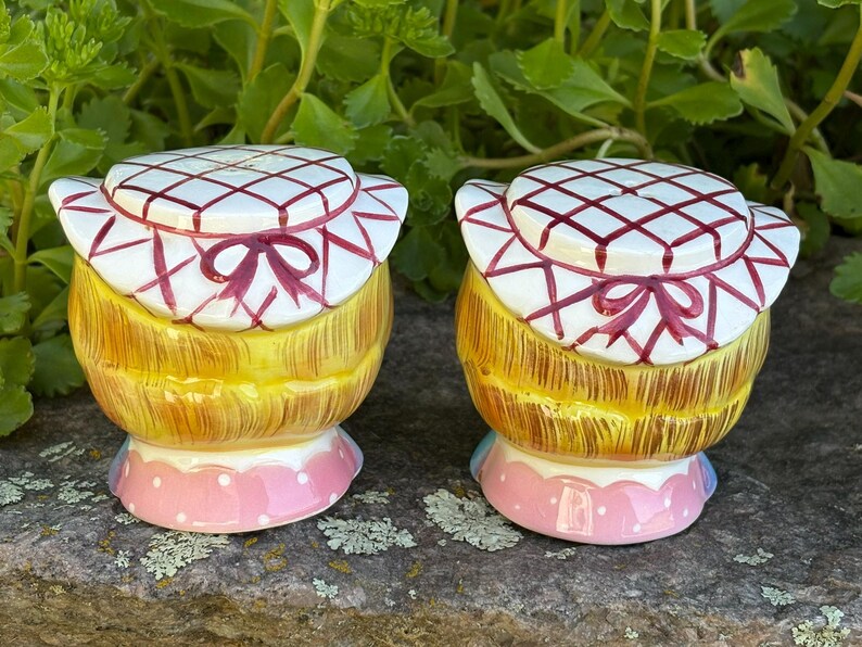Vintage Lefton Miss Dainty Salt and Pepper Set | Vintage Lefton Collectible Miss Dainty | 1950s Lefton Miss Dainty with Hat | Marked 439