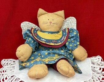 Chat ange en peluche décoratif de style campagnard primitif fait main vintage avec robe, 40 cm