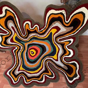 Irregular Shaped Throw Rug Illusion Pattern Hand-Tufted 100% Wool Handmade Area Rug Carpet for Home, Bedroom, Living Room,Hotels Or Any Room