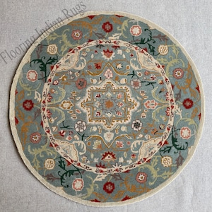 Handmade Wool Round Area Rug: Traditional Floral Design