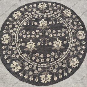 Handmade Wool Round Area Rug: Charcoal Multi Traditional Design