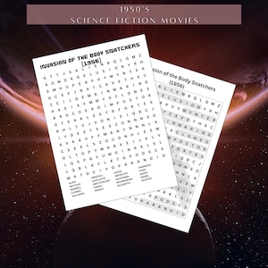 Könnte beinhalten: Ein Schwarzweiß-Wortsuchrätsel mit dem Titel "Invasion of the Body Snatchers (1956)". Das Rätsel enthält Wörter, die mit dem klassischen Science-Fiction-Film zusammenhängen, wie "Alien", "Klone" und "Tore".