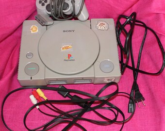 Carte Mémoire PlayStation 1 Officielle – PS One – Rouge Transparente SCPH-1020