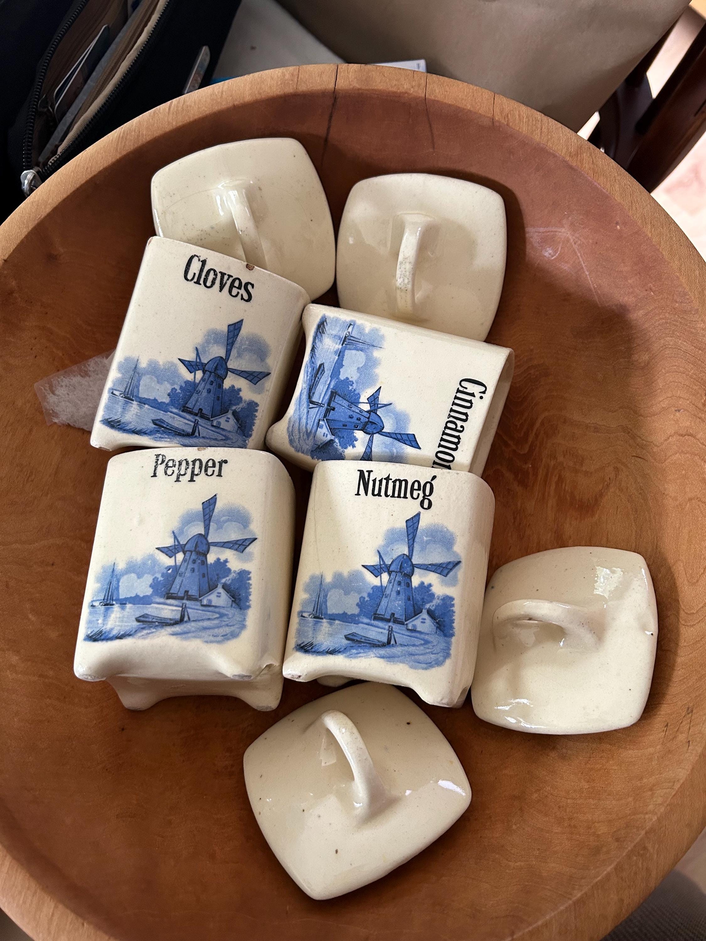 Ancien Set De 8 Boîtes De Conservation Céramique Blanc & Bleu - Années 1920 - Vintage