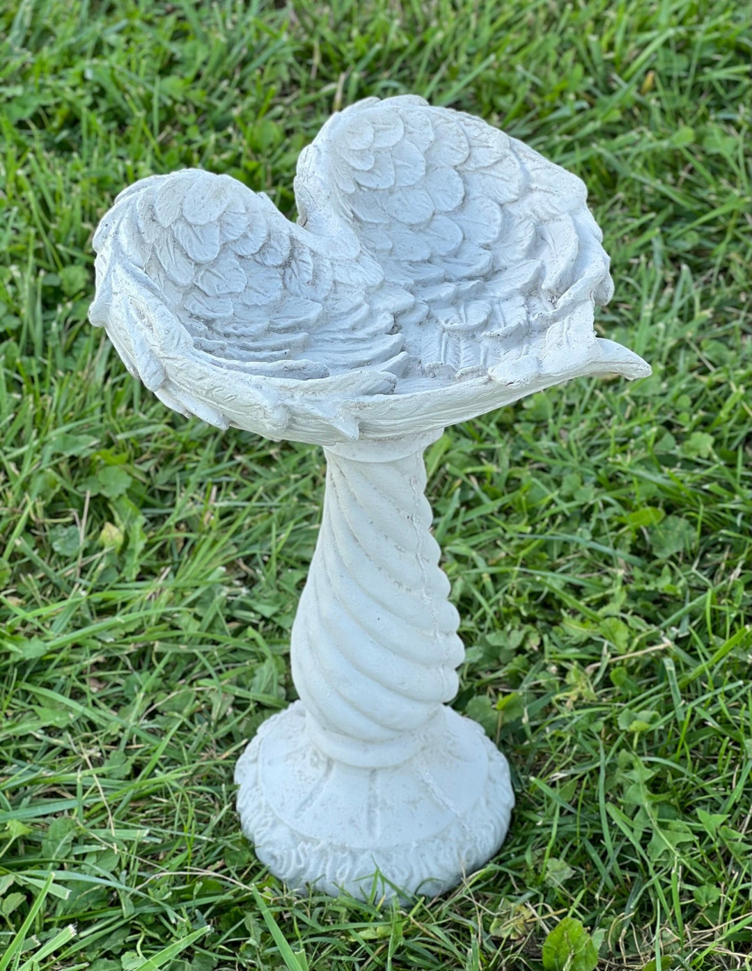 Concrete Bird Bath Angel Wings Pot for Decoration Garden Patio or