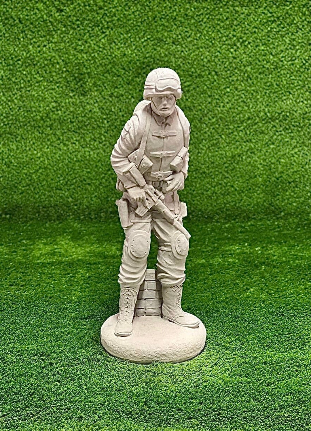 Standing Soldier Statue Concrete Soldier Figure Outdoor Garden Backyard