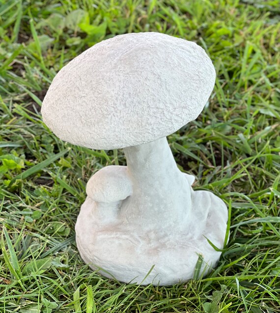 Realistic Garden Mushroom Statue Mushrooms in Grass Concrete Etsy