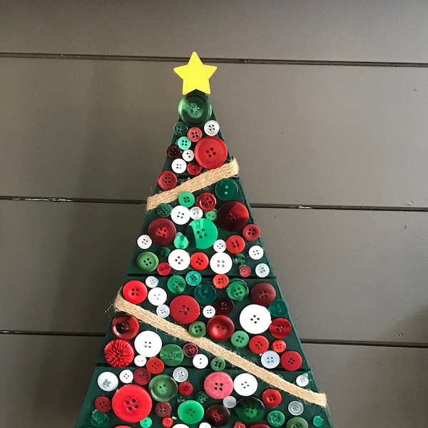 Farmhouse Pallet Christmas Tree