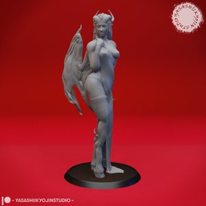 Succubus - 32mm/54mm Scale Miniature for Table Top RPGs and Wargaming ( D&D, DnD, Pathfinder, Frostgrave) | Yasashii Kyojin Studio