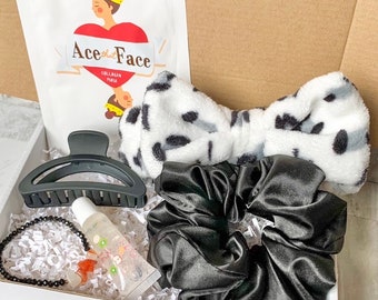 Mini Gift Box, Pamper Me Gift Bundle | Black Birthday Bundle Box| Birthday Gift box for Daughter| Gift For Friend