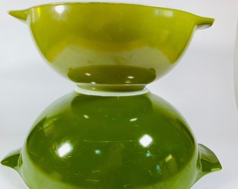 ヴィンテージ パイレックス 4クォート ミキシングボウル、アボカド