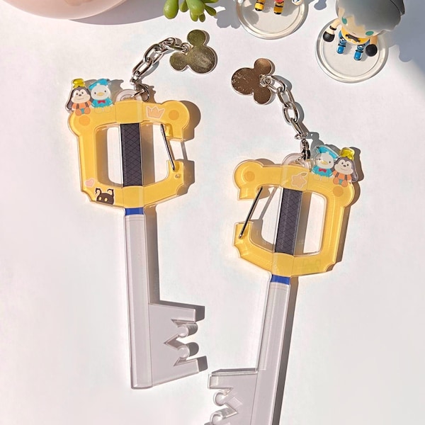 Kingdom Hearts - Llavero de mosquetón acrílico con llave espada