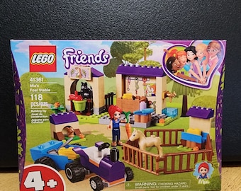 Lego Friends Mia's Foal Stable RETIRED PRODUCT