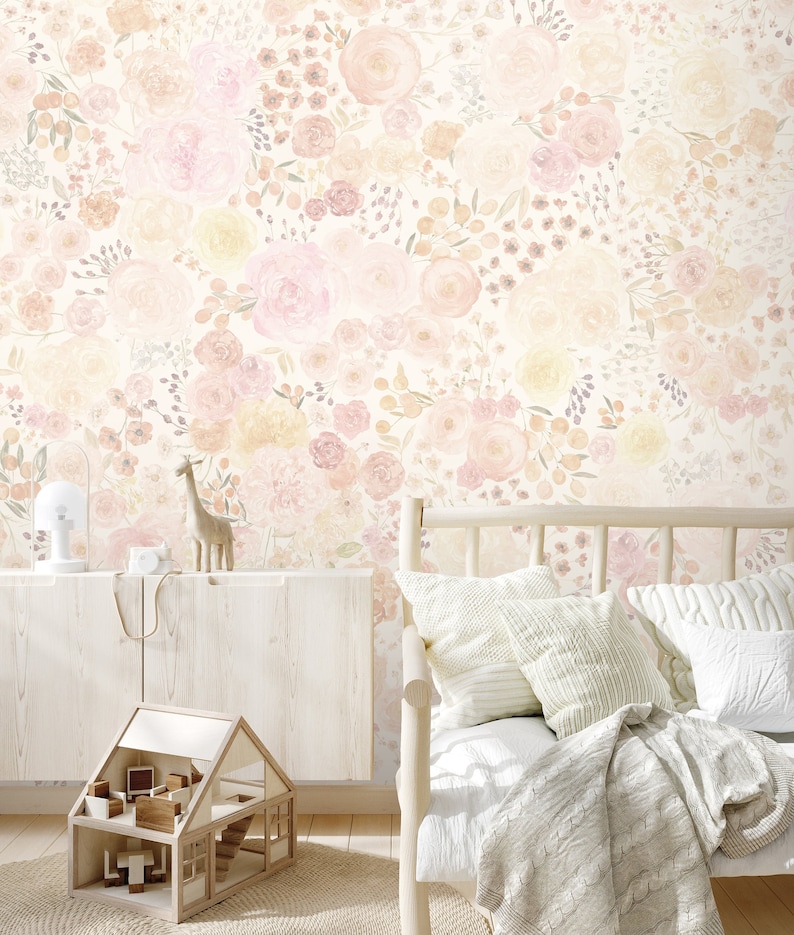 Lucy Wallpaper - Etsy