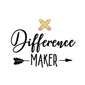 Può includere: Progettazione tipografica in bianco e nero con il testo "Difference Maker" e una freccia nera con una piuma sul lato sinistro e una freccia nera sul lato destro. Sopra il testo, una matita gialla con una gomma rosa incrociata su un'altra matita gialla con una gomma rosa.