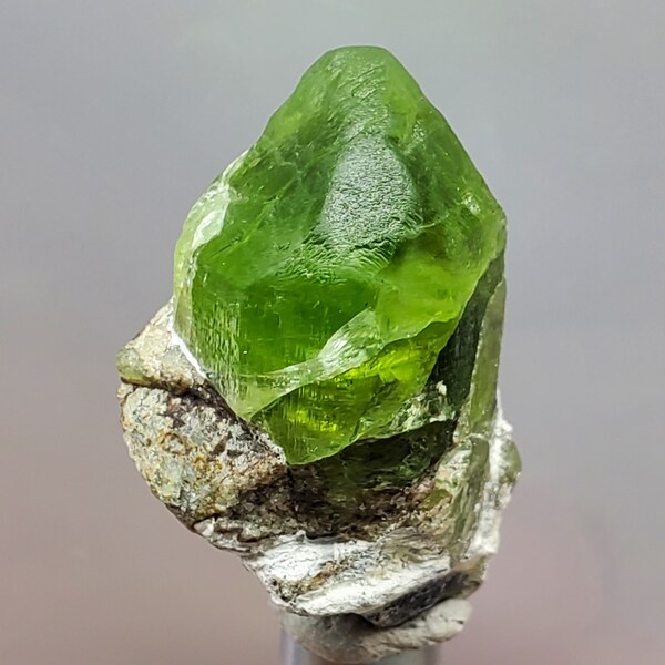 Peridot Crystal 93.55  carat / Peridot Specimens / Big size Peridot