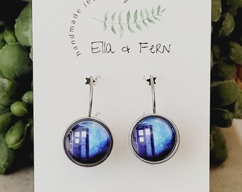 Pendientes traseros de palanca azul Tardis