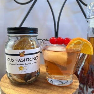 Bourbon Kit - Old Fashioned Craft Cocktail Infusion Kit- Gift for Bourbon or Whiskey lovers - Dad Gift