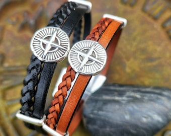 Pulsera de cuero con brújula para hombre: joyería trenzada de la buena suerte