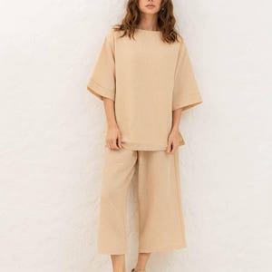 Linen t-shirt women&#39;s, loose fit linen t-shirt, linen top with large pleats, short sleeve blouse, breathable summer top