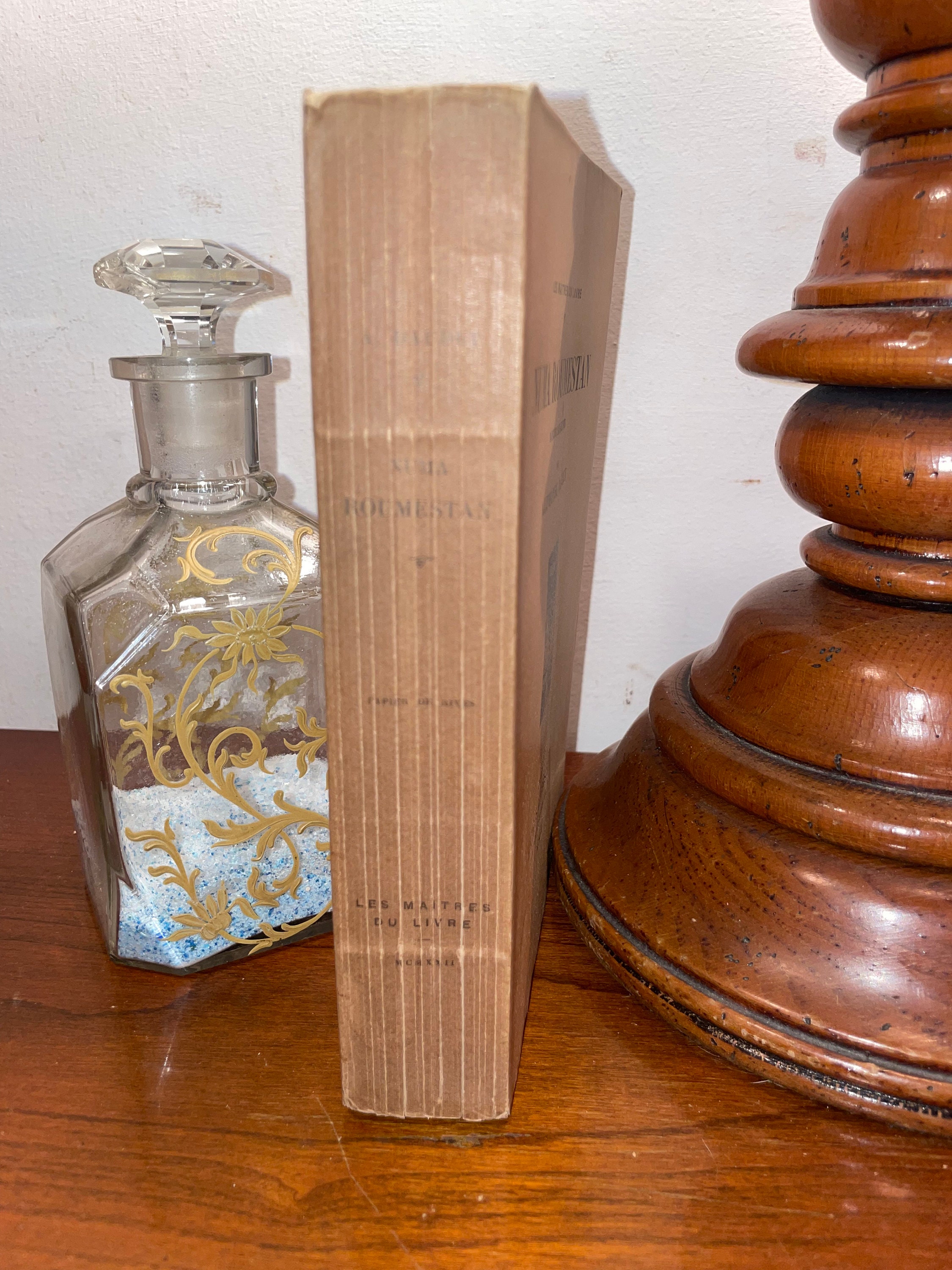 Uva Livre is a wine shop Located In Lisbon - Raisin, image size:2250x3000