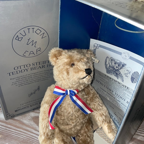 Vintage Steiff Original Teddy Bear 1959-64 Button & Tag 5335,02