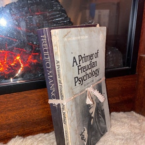 A primer of Freudian Psychology by Kevin Hall and FREUD Set of 2 Vintage books image 2