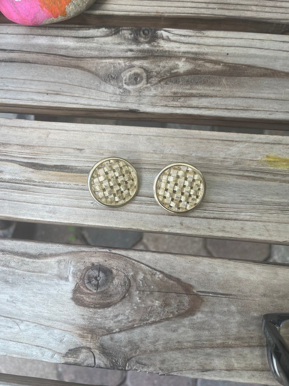 Sarah Coventry vintage woven clip on Earrings - image 2