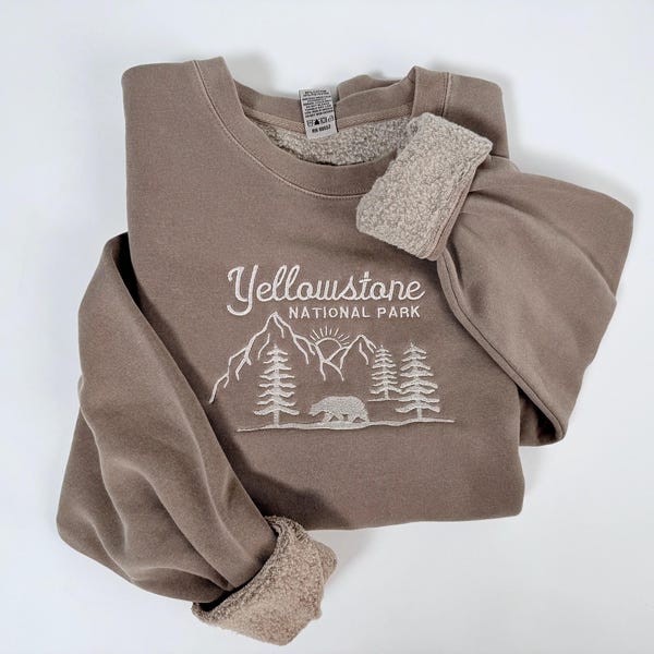 Embroidered Yellowstone Sweatshirt: Retro National Park Design