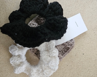 Crochet Scrunchies | Handmade Crochet Hair Tie