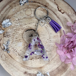 Epoxy resin keychain flowers handmade resin keychain flower image 4