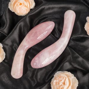 rose quartz vibrator Pink Electric Under Eye Vibrator Massager Rose Quartz, For  Personal/professional, 1.5v at ₹ 610/piece in Khambhat main image 0