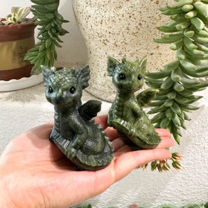 3.5&quot; Serpentine Flying Dragon