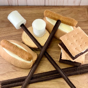 Marshmallows, Hot Dogs, Hamburgers, & S'mores Sets Large Campfire Set