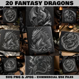 Può includere: Una collezione di 20 sottobicchieri quadrati in ardesia con illustrazioni incise in bianco di draghi fantasy in varie pose, inclusi disegni avvolti, volanti e appollaiati, con il testo 20 FANTASY DRAGONS SVG PNG & JPEG - COMMERCIAL USE FILES.