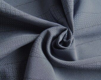 Discover the Timeless Elegance of the 80s With This Vintage