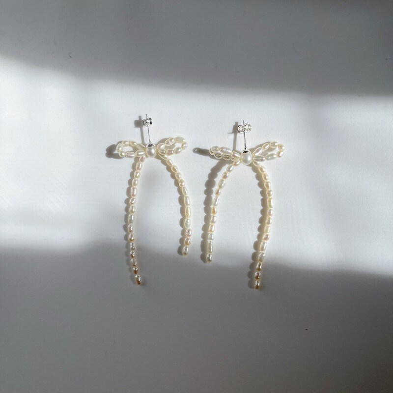 925 Sterling Silver Pearl Bow Earrings main image 0