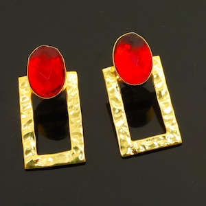 Red Gemstone Geometric Earrings - Gold-Plated, Hammered Texture, Statement Jewelry for Bold Fashion