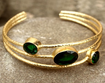Gold Cuff Bracelet: Green Onyx, Hammered Boho Bangle