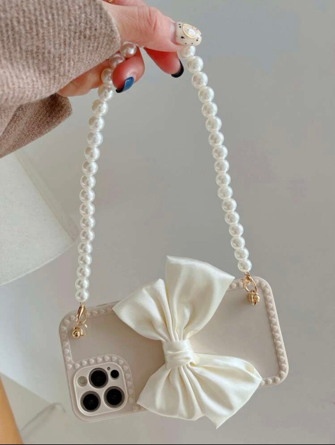 Bowknot Decor Phone Case With Faux Pearl Handstrap 