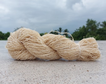 Fil de chanvre filé à la main : demi-agent de blanchiment, fibre naturelle (100 g/3,5 oz)