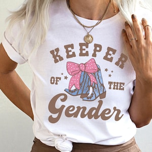 Boots or Bow Western Keeper of the Gender Shirt, Rodeo Gender Reveal T-shirt, Gender Keeper Family Gift, Bull or Heifer Aunt Baby Shower Tee