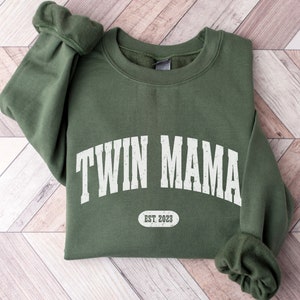 Twin Mama Est 2023 Crewneck Sweatshirt Twin Mama Baby Shower Gift Twins Pregnancy Announcement Expecting Twins Twin Mom To Be Personalized