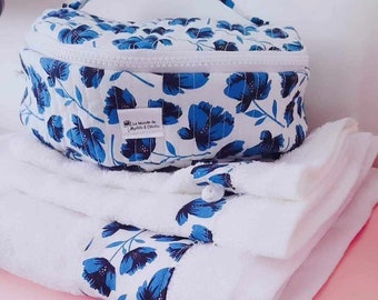 Serviette de bain/drap de bain/trousse de toilette matelassée/vanity fleuri/trousse maquillage/trousse make-up/gant de toilette/style sezane