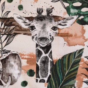 Bavoir PACRACRA personnalisé avec prénom brodé Collection Jungle en coton bachette kaki Tête de girafe